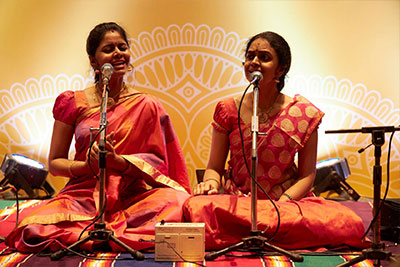 Anahita & Apoorva at Kartik Fine Arts 2019