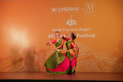 Sudha Vijayakumar and group at Kartik Fine Arts 2019