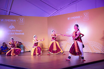 Vaidehi Group at Kartik Fine Arts 2019